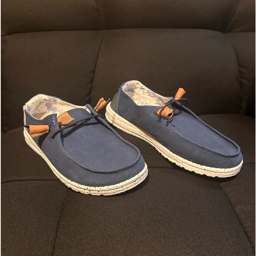Hey Dudes Wendy washed Navy blue women’s size 9